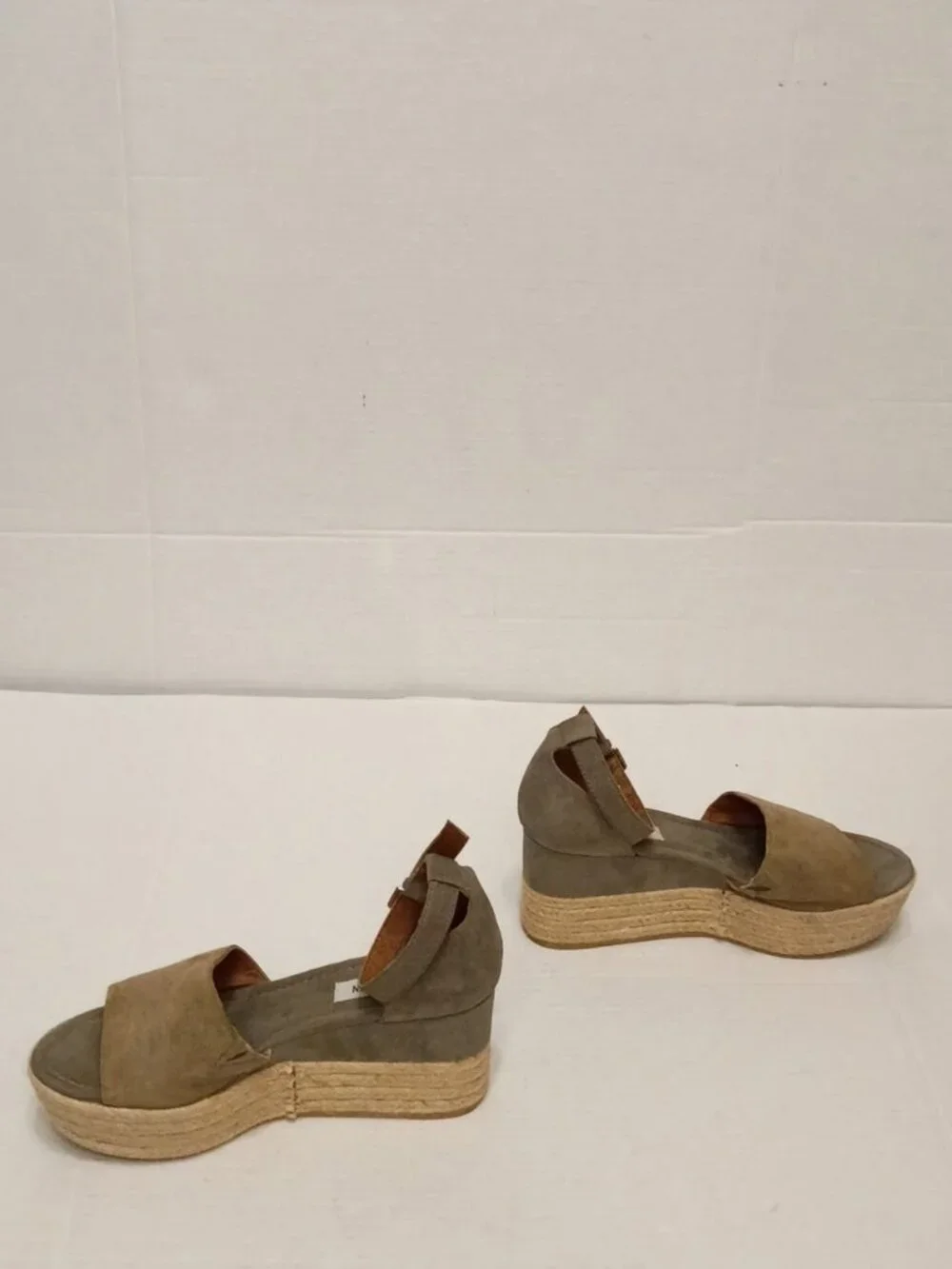 Steve Madden Apolo Taupe Espadrille Wedge Sandals Women’s Size 9M